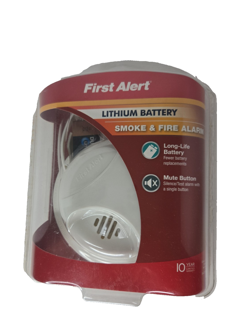 First Alert Smoke and Fire Alarm w/Battery Backup Includes Batt SA303CN NEW